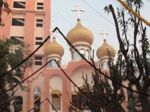 malad-church-outside